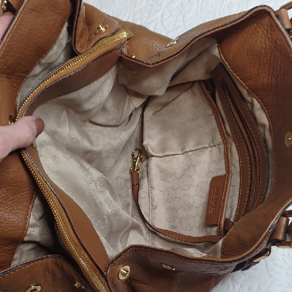 Michael Kors Brown Shoulder Bag with Gold Accents - Picture 7 of 13